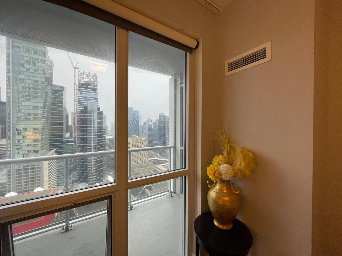 Luxury Condo With Cn Tower View Toronto Extérieur photo