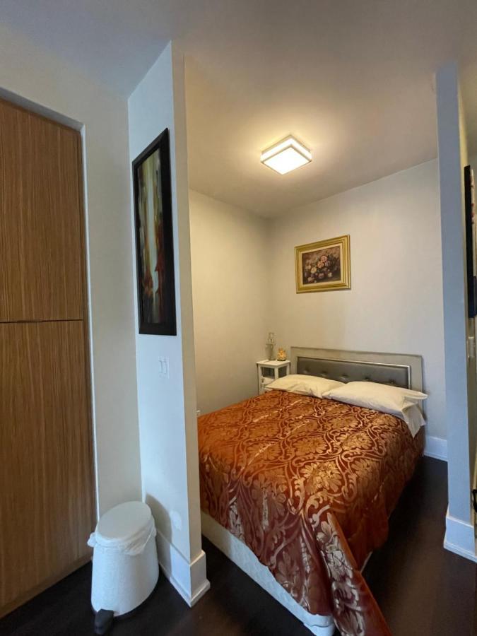 Luxury Condo With Cn Tower View Toronto Extérieur photo