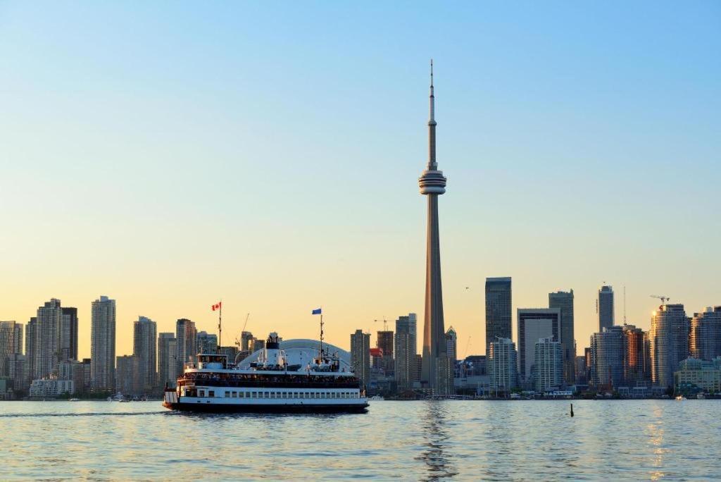 Luxury Condo With Cn Tower View Toronto Extérieur photo